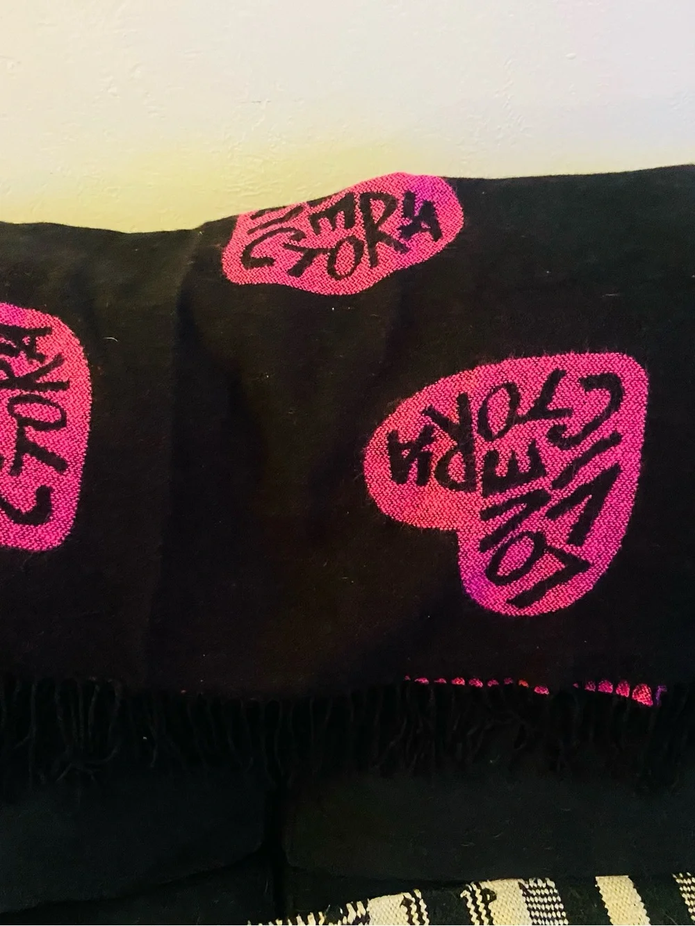 Victoria Secret Pink & Black Heart Print Fringe Throw